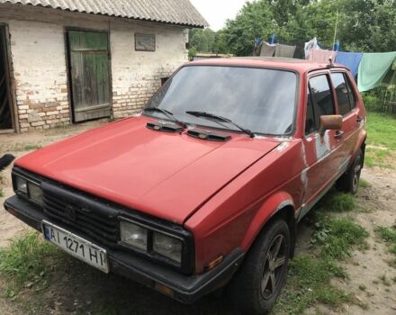 Червоний Фольксваген Гольф, об'ємом двигуна 1.6 л та пробігом 256 тис. км за 509 $, фото 1 на Automoto.ua