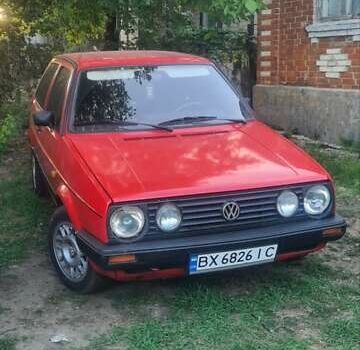 Красный Фольксваген Гольф, объемом двигателя 1.6 л и пробегом 400 тыс. км за 2600 $, фото 1 на Automoto.ua