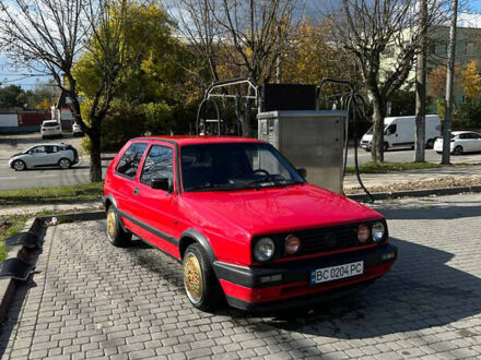 Червоний Фольксваген Гольф, об'ємом двигуна 1.6 л та пробігом 357 тис. км за 2800 $, фото 1 на Automoto.ua