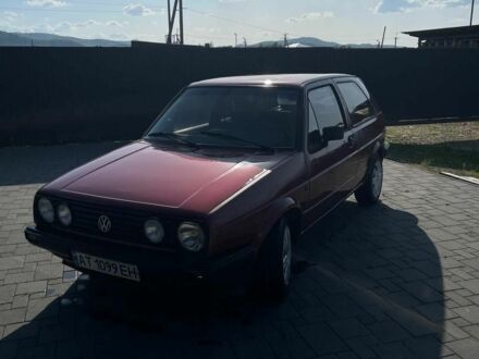 Фольксваген Гольф 1986 у Калуше на Automoto.ua Червоний Фольксваген Гольф, об'ємом двигуна 0 л та пробігом 300 тис. км за 1200 $, фото 1 на Automoto.ua