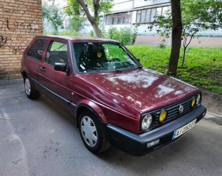 Красный Фольксваген Гольф, объемом двигателя 1.6 л и пробегом 50 тыс. км за 600 $, фото 1 на Automoto.ua