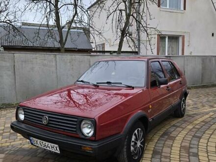 Красный Фольксваген Гольф, объемом двигателя 1.27 л и пробегом 400 тыс. км за 1750 $, фото 1 на Automoto.ua