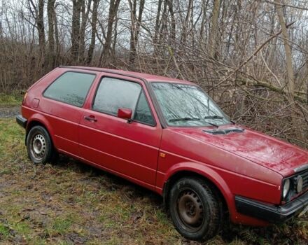 Красный Фольксваген Гольф, объемом двигателя 1.3 л и пробегом 300 тыс. км за 700 $, фото 1 на Automoto.ua