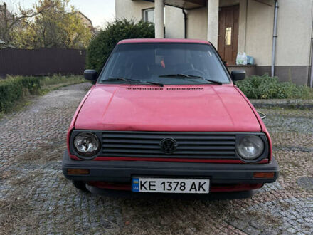 Фольксваген Гольф 1988 в Броварах на Automoto.ua Красный Фольксваген Гольф, объемом двигателя 1.6 л и пробегом 178 тыс. км за 900 $, фото 1 на Automoto.ua