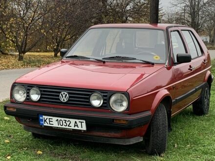 Красный Фольксваген Гольф, объемом двигателя 1.6 л и пробегом 13 тыс. км за 1750 $, фото 1 на Automoto.ua