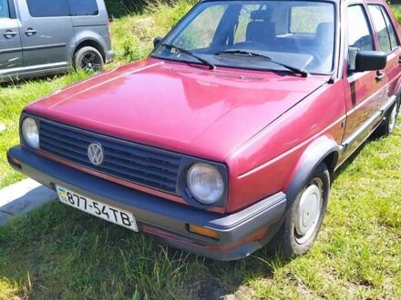 Красный Фольксваген Гольф, объемом двигателя 1.6 л и пробегом 297 тыс. км за 2000 $, фото 1 на Automoto.ua