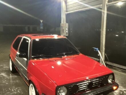 Червоний Фольксваген Гольф, об'ємом двигуна 1.4 л та пробігом 232 тис. км за 1600 $, фото 1 на Automoto.ua