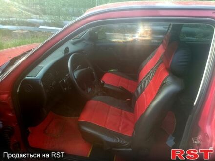 Фольксваген Гольф 1992 у Чернігові на Automoto.ua Червоний Фольксваген Гольф, об'ємом двигуна 1.8 л та пробігом 118 тис. км за 1700 $, фото 1 на Automoto.ua