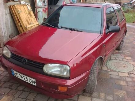 Красный Фольксваген Гольф, объемом двигателя 1.6 л и пробегом 385 тыс. км за 1200 $, фото 1 на Automoto.ua