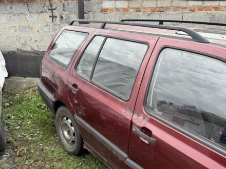 Червоний Фольксваген Гольф, об'ємом двигуна 1.4 л та пробігом 1 тис. км за 500 $, фото 1 на Automoto.ua