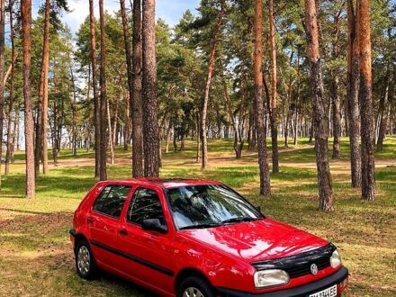 Червоний Фольксваген Гольф, об'ємом двигуна 1.9 л та пробігом 190 тис. км за 3550 $, фото 1 на Automoto.ua