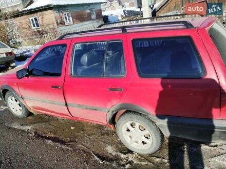 Красный Фольксваген Гольф, объемом двигателя 1.78 л и пробегом 140 тыс. км за 1600 $, фото 1 на Automoto.ua