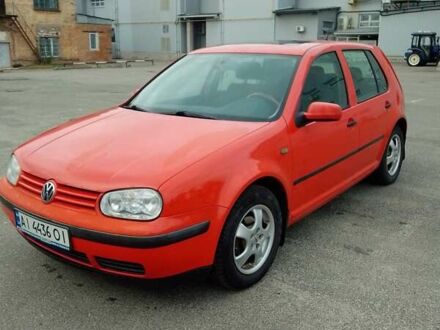 Червоний Фольксваген Гольф, об'ємом двигуна 1.39 л та пробігом 305 тис. км за 2800 $, фото 1 на Automoto.ua