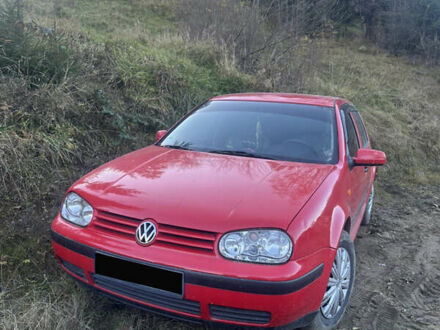 Фольксваген Гольф 1998 у Путиле на Automoto.ua Червоний Фольксваген Гольф, об'ємом двигуна 1.39 л та пробігом 272 тис. км за 3600 $, фото 1 на Automoto.ua