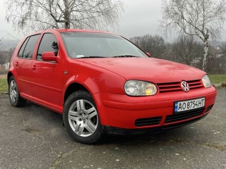 Красный Фольксваген Гольф, объемом двигателя 1.6 л и пробегом 280 тыс. км за 4250 $, фото 1 на Automoto.ua