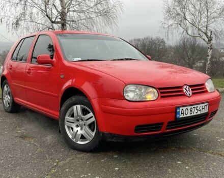 Красный Фольксваген Гольф, объемом двигателя 1.6 л и пробегом 280 тыс. км за 4250 $, фото 1 на Automoto.ua
