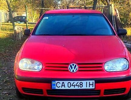 Фольксваген Гольф 1998 у Смеле на Automoto.ua Червоний Фольксваген Гольф, об'ємом двигуна 1.4 л та пробігом 220 тис. км за 4800 $, фото 1 на Automoto.ua