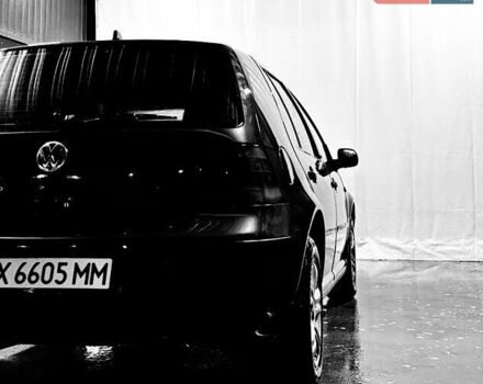 Красный Фольксваген Гольф, объемом двигателя 1.6 л и пробегом 349 тыс. км за 1500 $, фото 1 на Automoto.ua