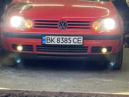 Червоний Фольксваген Гольф, об'ємом двигуна 1.9 л та пробігом 306 тис. км за 4800 $, фото 1 на Automoto.ua