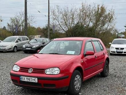 Фольксваген Гольф 2001 в Хмельницком на Automoto.ua Красный Фольксваген Гольф, объемом двигателя 1.6 л и пробегом 220 тыс. км за 4600 $, фото 1 на Automoto.ua