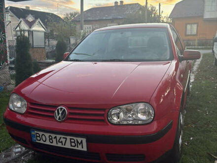 Фольксваген Гольф 2002 у Чорткові на Automoto.ua Червоний Фольксваген Гольф, об'ємом двигуна 1.4 л та пробігом 189 тис. км за 4000 $, фото 1 на Automoto.ua
