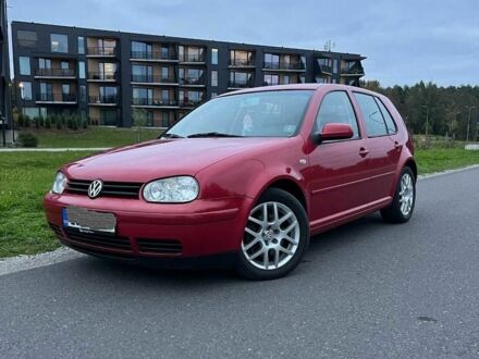 Фольксваген Гольф 2004 в Самборе на Automoto.ua Красный Фольксваген Гольф, объемом двигателя 1.9 л и пробегом 262 тыс. км за 1559 $, фото 1 на Automoto.ua