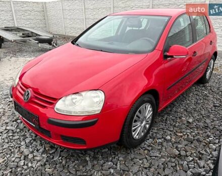 Красный Фольксваген Гольф, объемом двигателя 1.4 л и пробегом 170 тыс. км за 4499 $, фото 1 на Automoto.ua