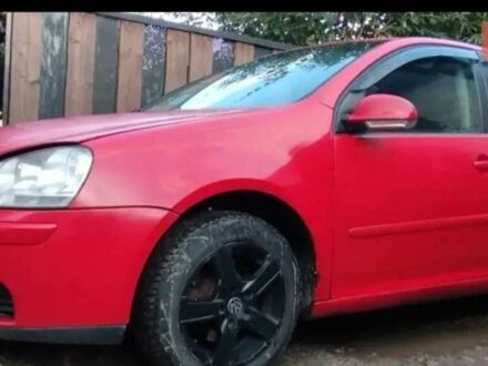 Фольксваген Гольф 2005 в Львове на Automoto.ua Красный Фольксваген Гольф, объемом двигателя 2 л и пробегом 286 тыс. км за 3950 $, фото 1 на Automoto.ua