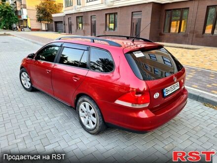 Красный Фольксваген Гольф, объемом двигателя 1.9 л и пробегом 288 тыс. км за 5000 $, фото 1 на Automoto.ua
