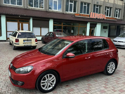 Фольксваген Гольф 2009 у Долине на Automoto.ua Червоний Фольксваген Гольф, об'ємом двигуна 1.39 л та пробігом 98 тис. км за 6950 $, фото 1 на Automoto.ua