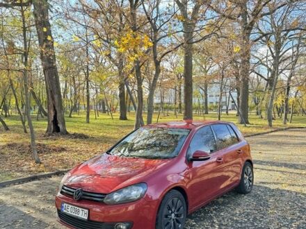 Фольксваген Гольф 2010 у Харкові на Automoto.ua Червоний Фольксваген Гольф, об'ємом двигуна 1.4 л та пробігом 223 тис. км за 5850 $, фото 1 на Automoto.ua