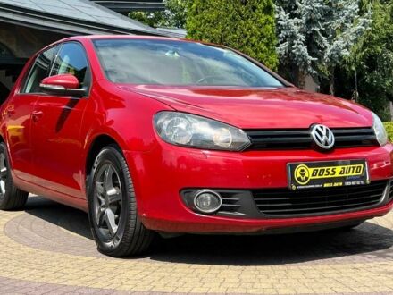 Красный Фольксваген Гольф, объемом двигателя 1.4 л и пробегом 156 тыс. км за 10350 $, фото 1 на Automoto.ua