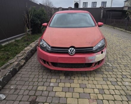 Красный Фольксваген Гольф, объемом двигателя 1.2 л и пробегом 154 тыс. км за 4600 $, фото 1 на Automoto.ua