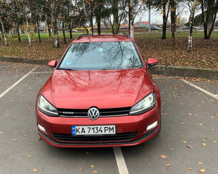 Красный Фольксваген Гольф, объемом двигателя 1.4 л и пробегом 230 тыс. км за 8200 $, фото 1 на Automoto.ua