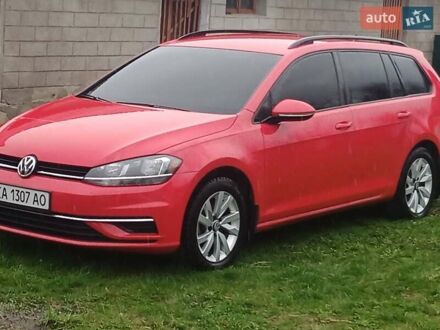 Красный Фольксваген Гольф, объемом двигателя 1.8 л и пробегом 33 тыс. км за 17400 $, фото 1 на Automoto.ua