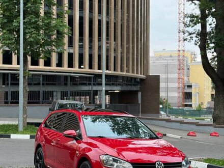 Червоний Фольксваген Гольф, об'ємом двигуна 1.4 л та пробігом 376 тис. км за 10399 $, фото 1 на Automoto.ua