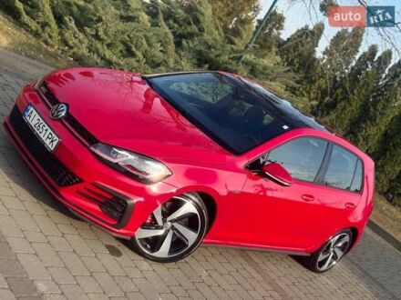 Фольксваген Гольф 2019 у Обухове на Automoto.ua Червоний Фольксваген Гольф, об'ємом двигуна 1.98 л та пробігом 33 тис. км за 27000 $, фото 1 на Automoto.ua