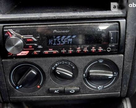Фольксваген Гольф 2001 в Киеве на Automoto.ua Фольксваген Гольф, объемом двигателя 1.4 л и пробегом 235 тыс. км за 4650 $, фото 26 на Automoto.ua