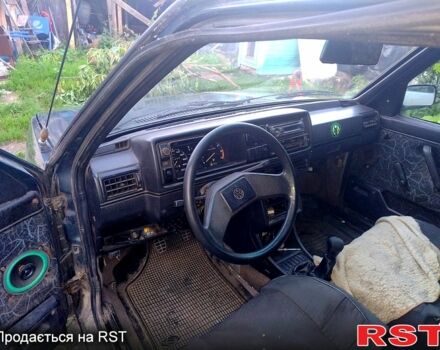 Фольксваген Гольф, объемом двигателя 1.6 л и пробегом 333 тыс. км за 930 $, фото 4 на Automoto.ua