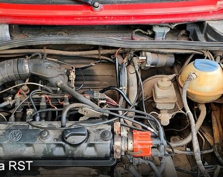 Фольксваген Гольф, объемом двигателя 1.6 л и пробегом 0 тыс. км за 1000 $, фото 6 на Automoto.ua