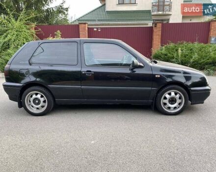 Фольксваген Гольф, объемом двигателя 1.78 л и пробегом 160 тыс. км за 2150 $, фото 3 на Automoto.ua