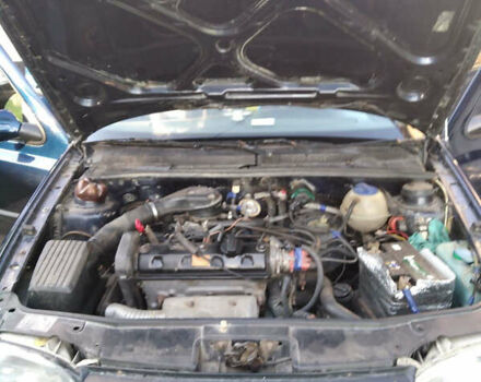 Фольксваген Гольф, объемом двигателя 1.6 л и пробегом 270 тыс. км за 2700 $, фото 7 на Automoto.ua