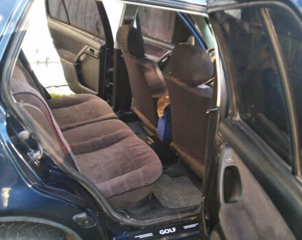 Фольксваген Гольф, объемом двигателя 1.6 л и пробегом 270 тыс. км за 2700 $, фото 5 на Automoto.ua