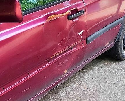 Фольксваген Гольф, объемом двигателя 1.8 л и пробегом 199 тыс. км за 1300 $, фото 2 на Automoto.ua