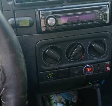 Фольксваген Гольф, объемом двигателя 1.4 л и пробегом 660 тыс. км за 1629 $, фото 6 на Automoto.ua