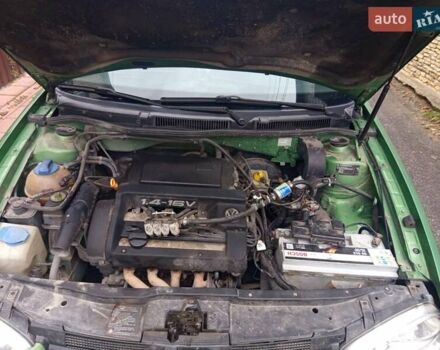 Фольксваген Гольф, об'ємом двигуна 1.39 л та пробігом 280 тис. км за 3200 $, фото 5 на Automoto.ua