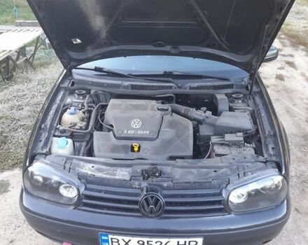 Фольксваген Гольф, объемом двигателя 1.6 л и пробегом 300 тыс. км за 3750 $, фото 1 на Automoto.ua