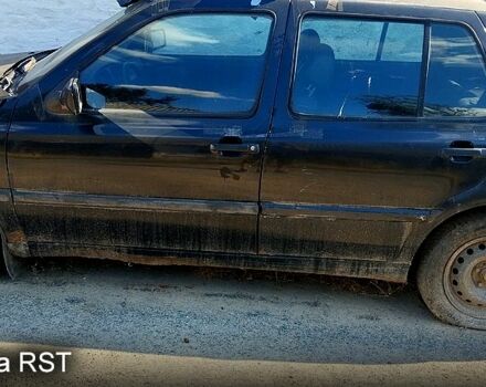 Фольксваген Гольф, об'ємом двигуна 1.6 л та пробігом 0 тис. км за 600 $, фото 1 на Automoto.ua