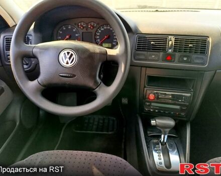 Фольксваген Гольф, объемом двигателя 1.6 л и пробегом 267 тыс. км за 5499 $, фото 6 на Automoto.ua