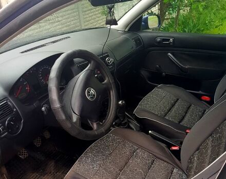 Фольксваген Гольф, об'ємом двигуна 1.6 л та пробігом 215 тис. км за 4500 $, фото 2 на Automoto.ua